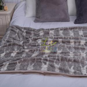 100% polyeatsr  pv blanket